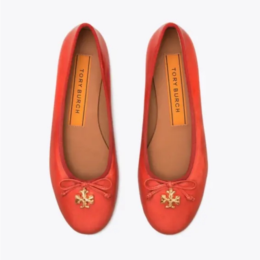 Tory burch tory charm ballet flat NWT size 6 colour orange